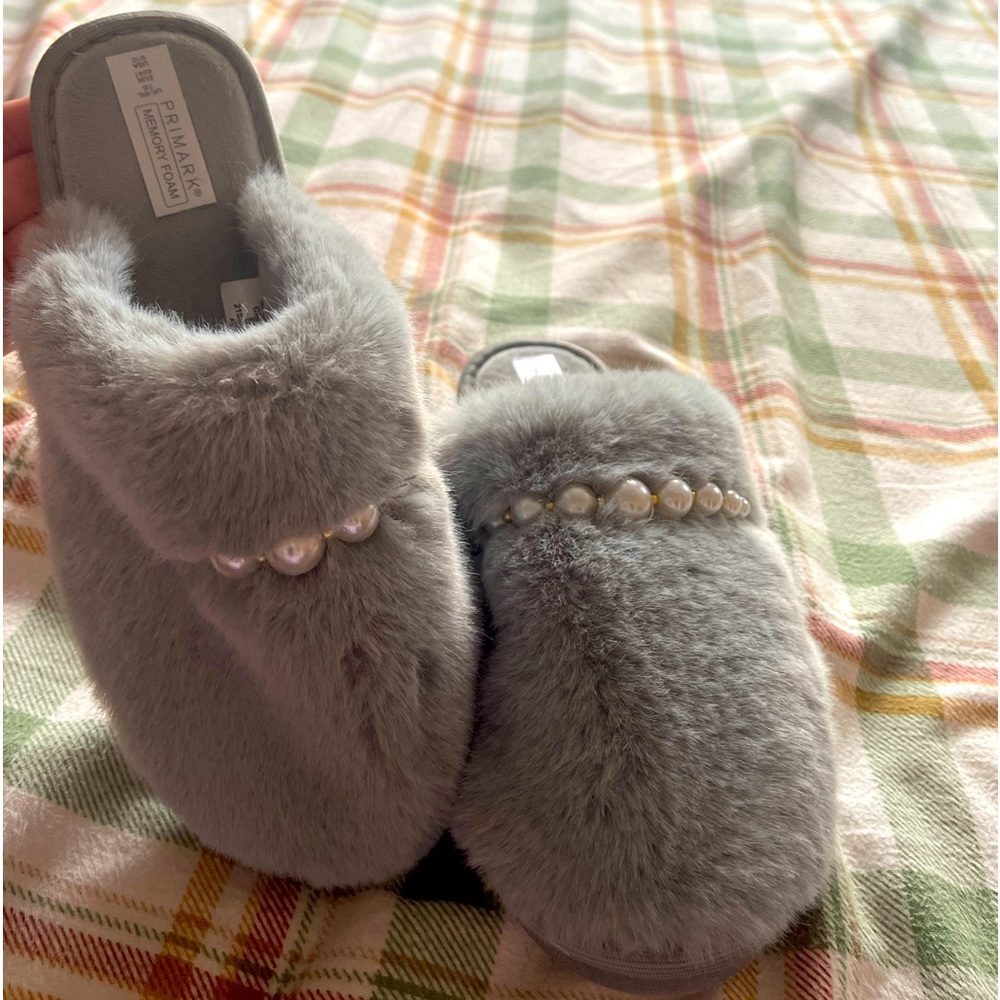 Cute cozy fuzzy memory foam slippers